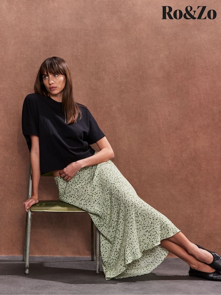 Ro&Zo Green Ditsy Bias Cut Maxi Skirt (F29695) | £69