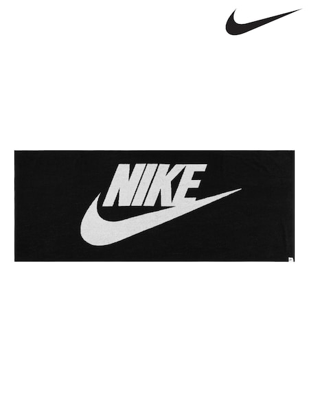 Nike Black Club Pool Towel (F31306) | £45