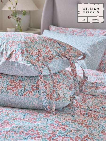 William Morris At Home Set of 2 Powder Blue Madder Clover Pillowcases 200 Thread Count (F41095) | £25