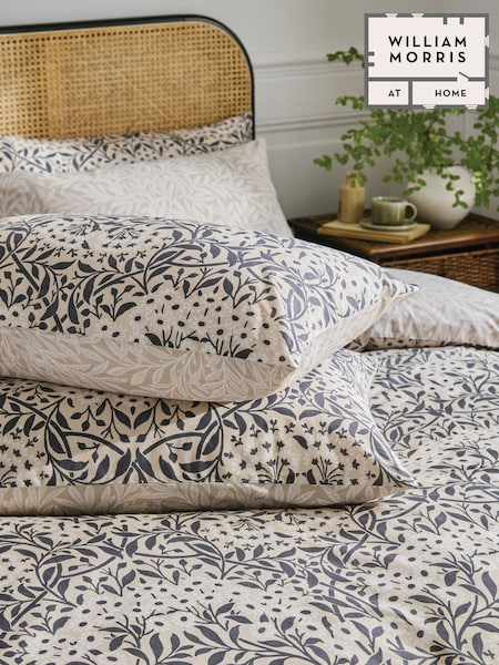 William Morris At Home Set of 2 Linen Michaelmas Daisy Pillowcases 200 Thread Count (F41105) | £25