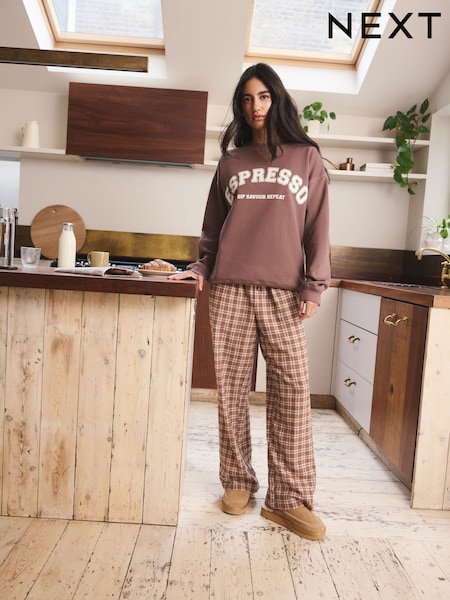 Brown Espresso Sweatshirt and Flannel Pyjamas Set (F41583) | £38