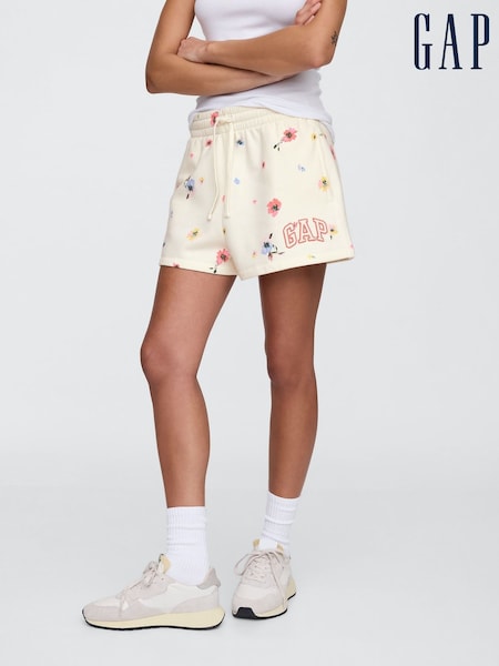 Gap Cream Logo Pull On Shorts (F42057) | £25