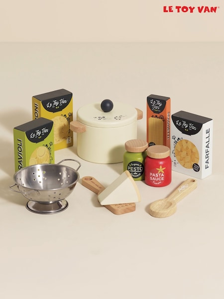 Le Toy Van Organic Pasta Set (F49036) | £25
