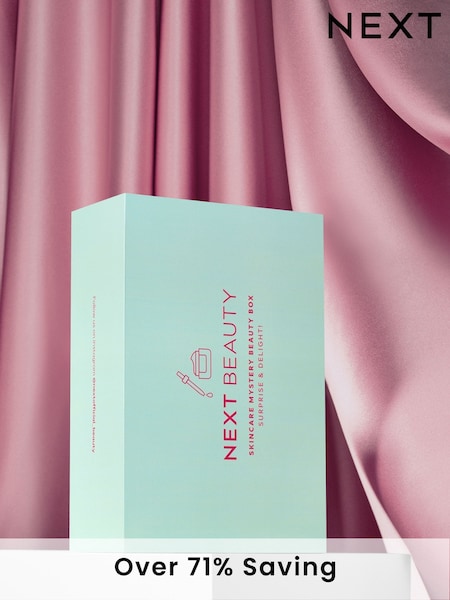 Skincare Mystery Beauty Box (Over 71% Saving) (F51493) | £15