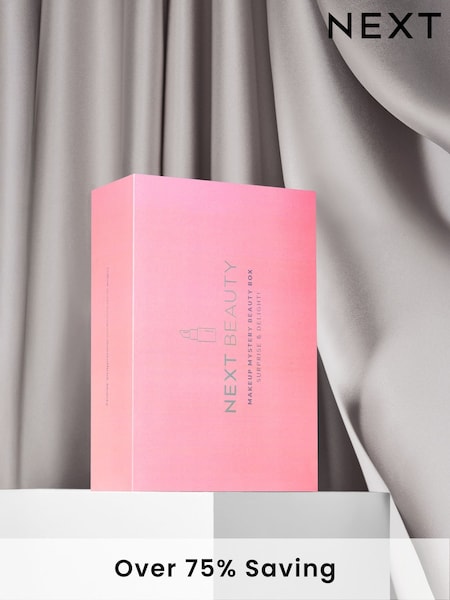 Makeup Mystery Beauty Box (Over 75% Saving) (F51494) | £15