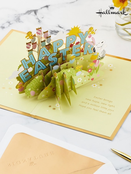 Hallmark Yellow Paper Wonder 3D Pop Up Peanuts Snoopy Easter Card (F54059) | £8.50