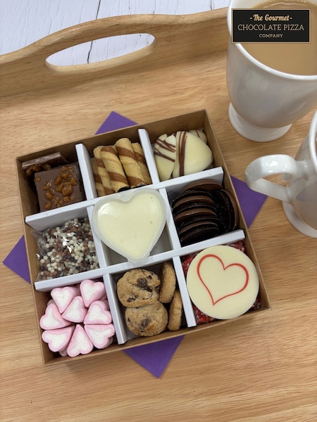 The Gourmet Chocolate Pizza Co Someone Special Chocolate Grazing Box (F54068) | £20