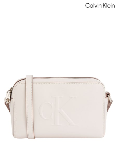 Calvin Klein White Sculpted Camera Bag (F54268) | £65