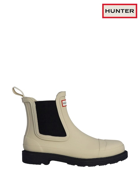 Hunter Cream Commando Chelsea Boots (F55818) | £115