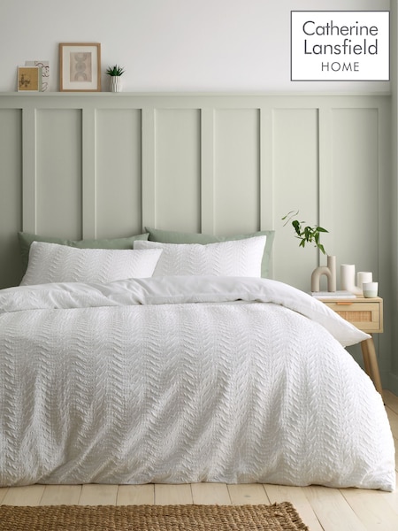 Catherine Lansfield White Heatset Wave Duvet Cover Set (F56009) | £25 - £45