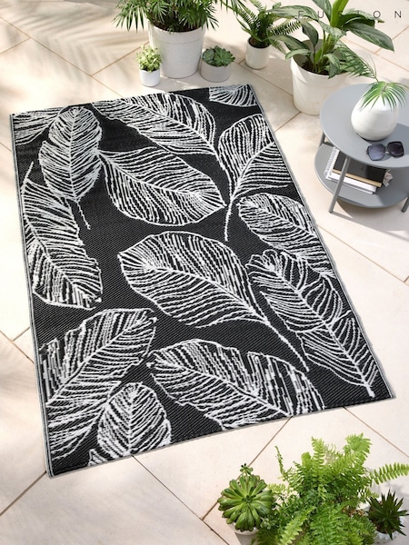 Fusion Black Matteo UV Resistant Outdoor Rug (F63809) | £18