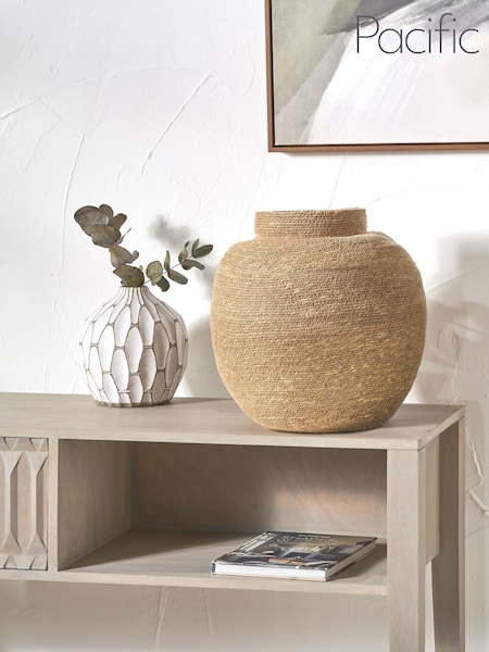Pacific Lifestyle Natural Seagrass Urn Shaped Basket (F66759) | £40