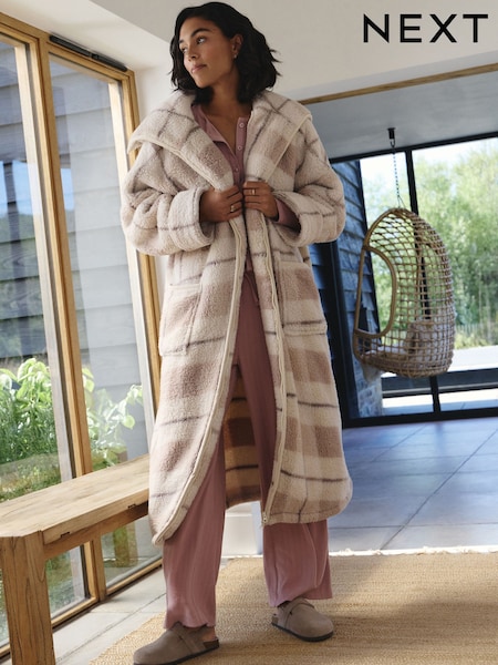 Neutral/ Pink Cosy Teddy Borg Zip Through Dressing Gown (F69894) | £40