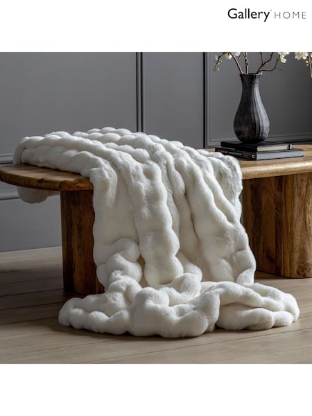 Gallery Home Cream Marshmallow Rabbit Fur Throw (F72353) | £36