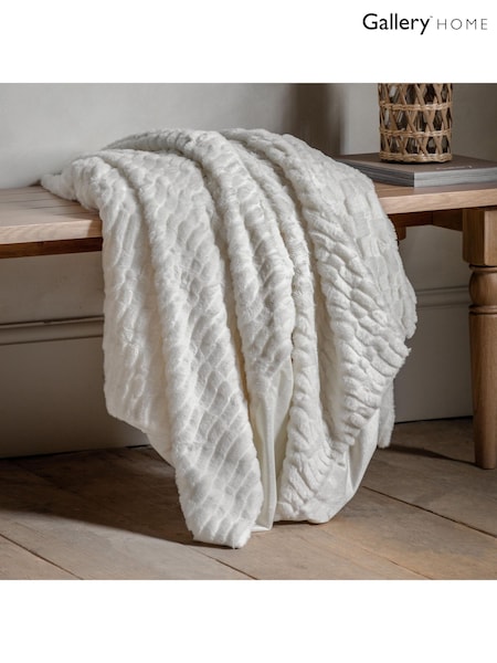 Gallery Home Cream Textured Rabbit Faux Fur Throw (F72492) | £25