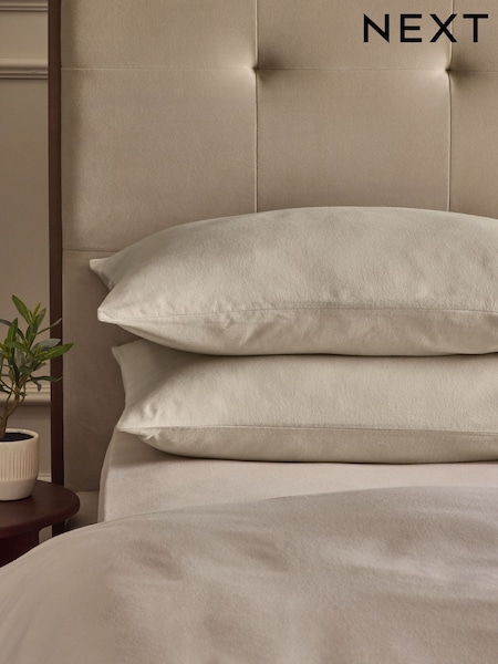 Set of 2 Natural Supersoft Brushed Pillowcases (F73628) | £10