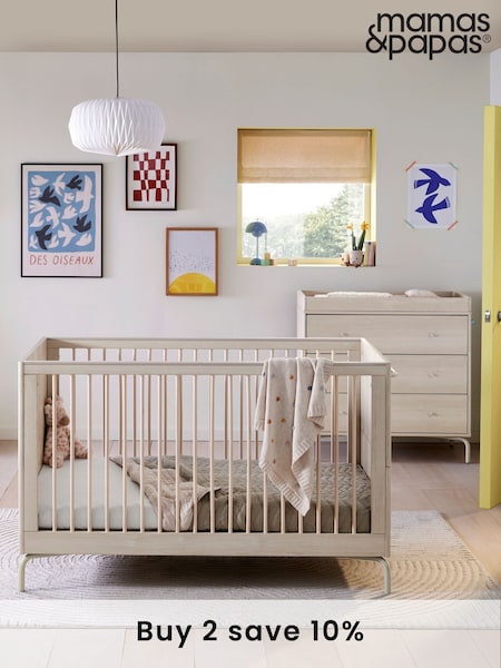 Mamas & Papas Parchment Kinlay Nursery Cot Bed (F75037) | £550