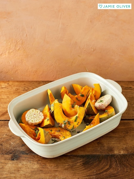 Jamie Oliver White Big Love Epic Roaster Roasting Dish (F78067) | £40