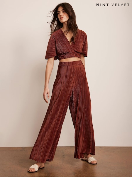 Mint Velvet Red Beach Plisse Set (F83063) | £99