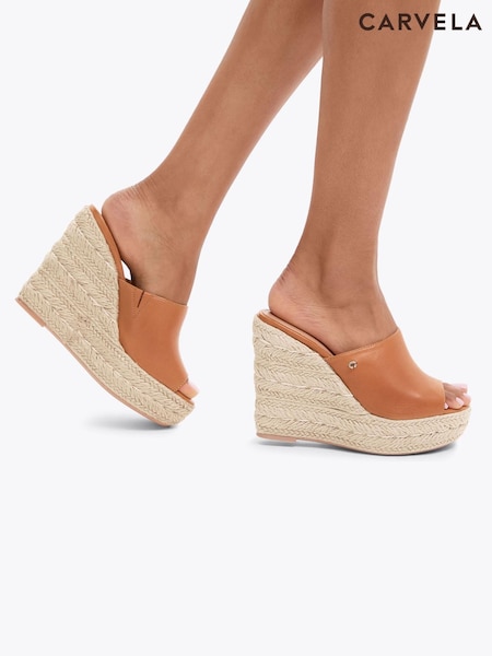 Carvela Comfort Fiorella Wedge Black Sandals (F88213) | £139
