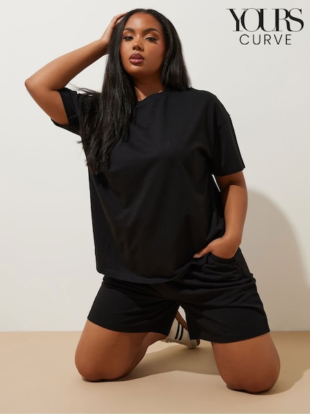 Yours Curve Black Sweat T-Shirt & Shorts Set (F88626) | £36