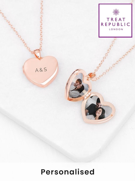 Treat Republic Personalised Heart Photo Locket (F88752) | £35