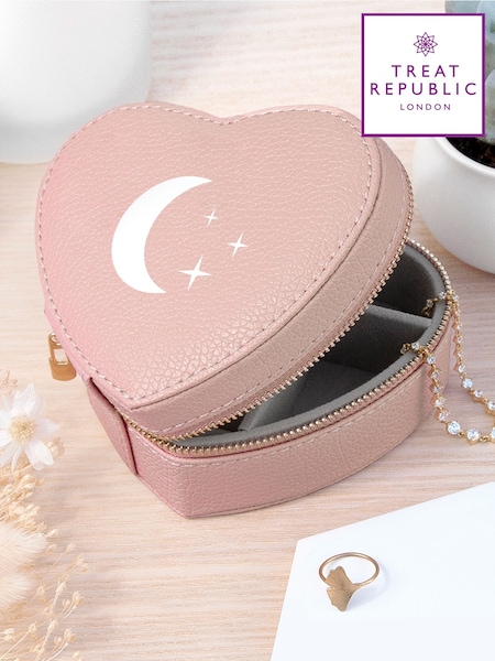 Treat Republic Customisable Icon Heart Jewellery Case (F88811) | £25
