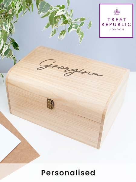 Treat Republic Personalised Large Engraved Name Wooden Keepsake Chest (F89235) | £50