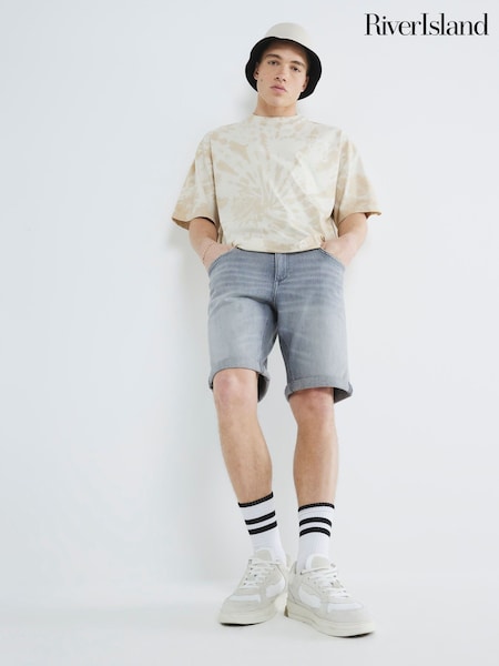 River Island Grey Slim Fit Shorts (F89958) | £32