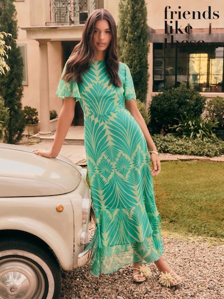 Friends Like These Green Geo Petite Short Sleeve Chiffon Tiered Maxi Dress (F98813) | £59