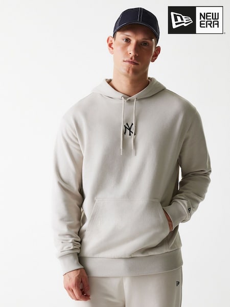 New Era Mens New York Yankee Logo Beige Hoodie (F99695) | £44