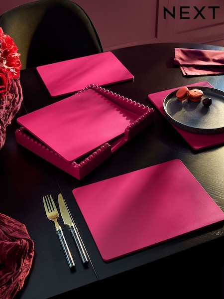 Set of 4 Cranberry Red Bobbin Wooden Placemats in Holder (F99982) | £30