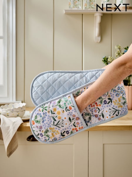 Multi Maisie Floral Oven Gloves (G00925) | £12