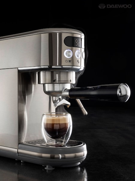 Daewoo Silver 20Bar Digital Compact Espresso Coffee Maker (G01172) | £130