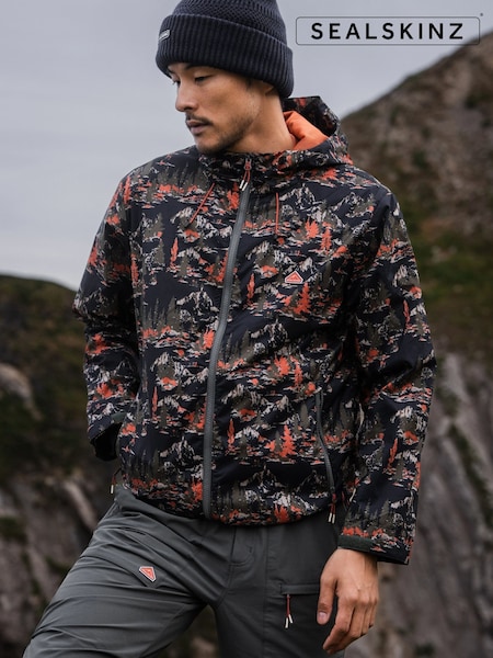 Sealskinz Mens Green Burnham Water Repellent Packable Windbreaker (G02908) | £125