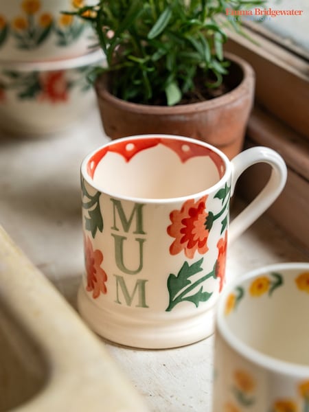 Emma Bridgewater Cream Chrysanthemum Mum 1/2 Pint Mug (G06442) | £25