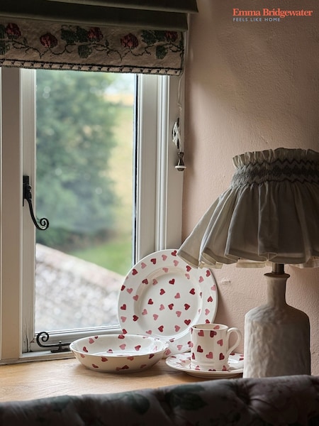 Emma Bridgewater Cream Pink Hearts 10 1/2 Inch Dinner Plate (G10796) | £25