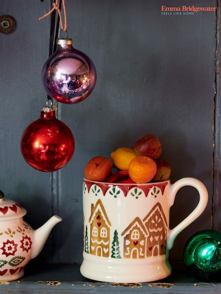 Emma Bridgewater Cream Gingerbread House 1/2 Pint Mug (G10798) | £25