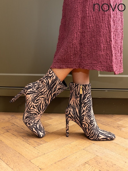 Novo Animal Standard Fit Kira Slim High Block Heel Square Toe Ankle Boots (G10889) | £44