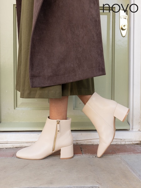 Novo Natural Wide Fit Kate Zip Side Square Toe Block Heel Ankle Boots (G19775) | £44