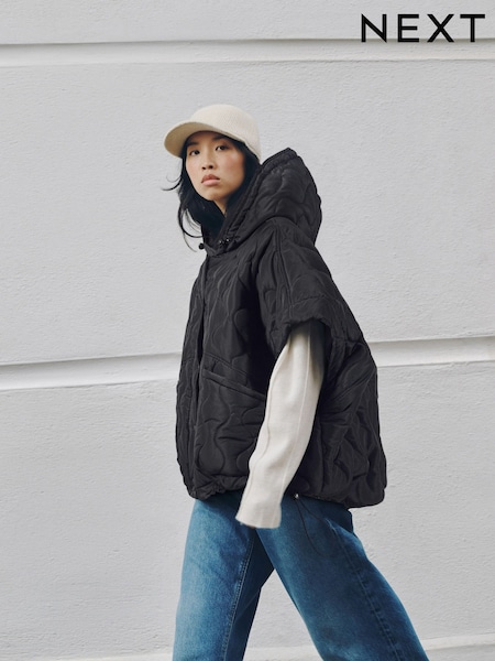 Black - Oversized Quilted Hooded Gilet