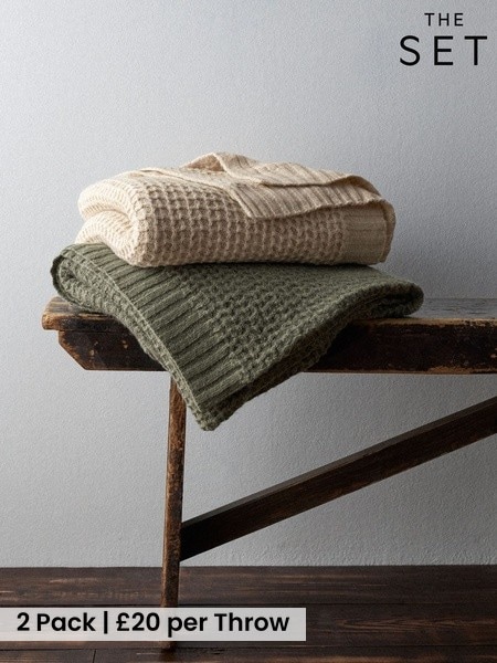 The Set 2 Pack Ribbed Waffle Knitted Throws