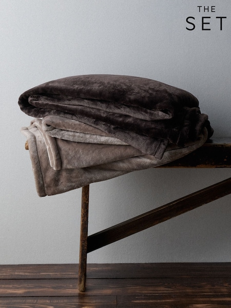 The Set 2 Pack Fleece Throws