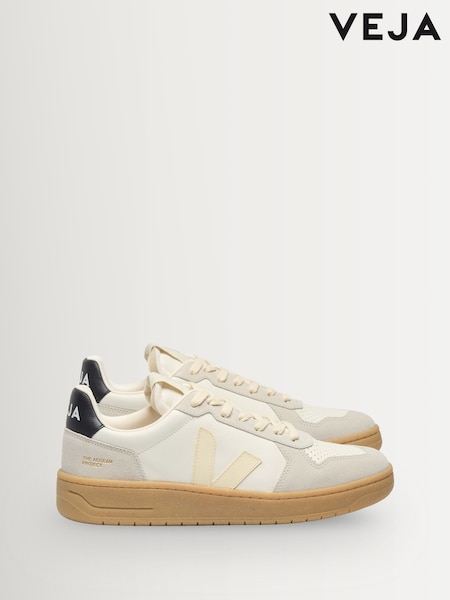 White - Regular Veja V-82 Trainers