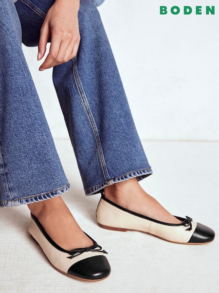 Boden White Kitty Flexi Sole Ballet Pumps (G51118) | £89