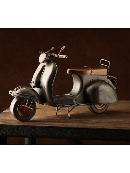Widdop Silver Harvey Makin Ornament Scooter (G51290) | £35