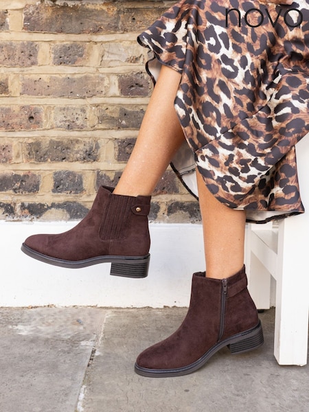 Novo Dark Brown Wide Fit Darlina Flat Chelsea Ankle Boots (G53453) | £42
