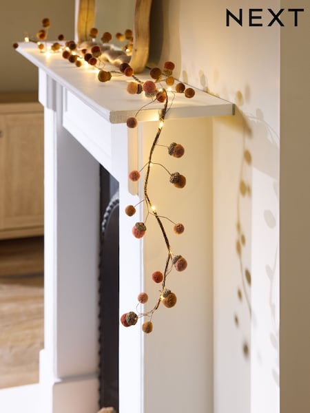 Light Up Autumn Acorn Garland