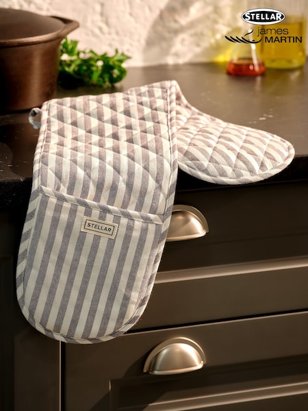 Stellar Grey Double Oven Gloves (G54407) | £14