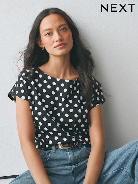 Black Polka Dot - Cap Short Sleeve T-shirt
